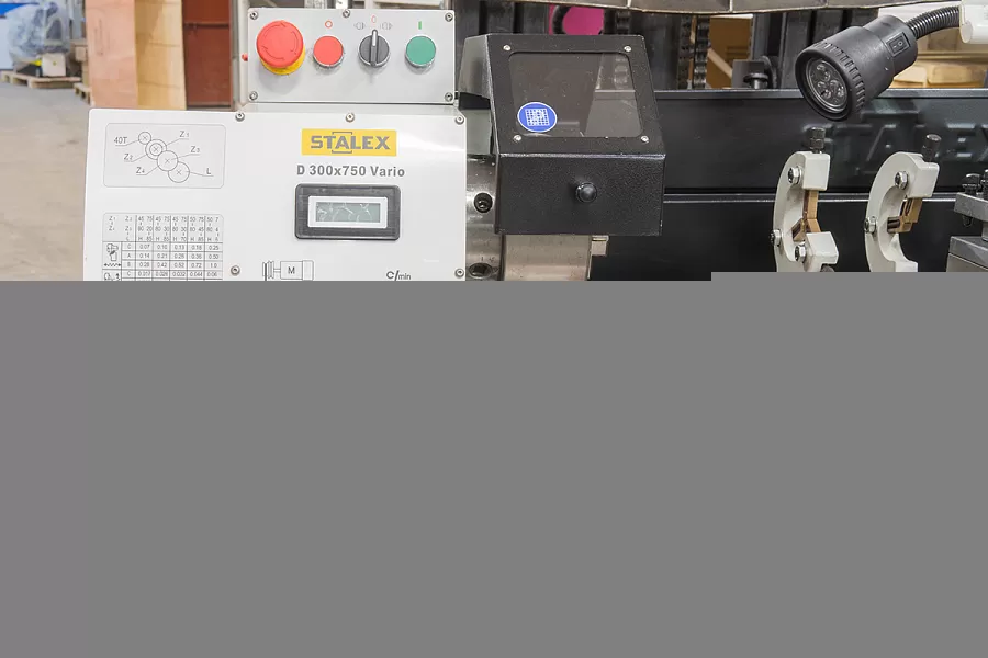 Станок токарный STALEX D300x750 Vario